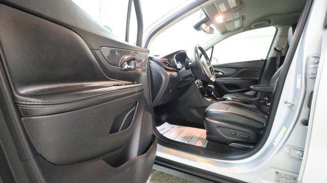 Used 2021 Buick Encore Preferred w/ Safety Package AWD/4WD image 9