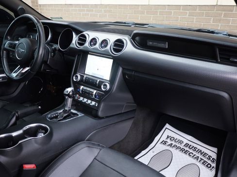 Used 2018 Ford Mustang GT Premium w/ GT Performance Package RWD image 20