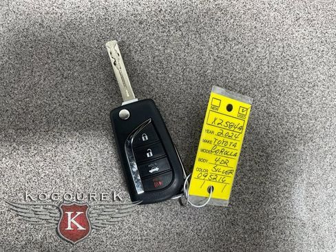 Used 2024 Toyota Corolla LE image 25