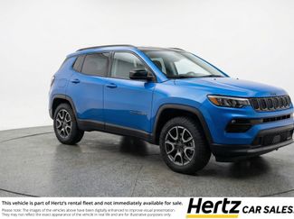 Used 2025 Jeep Compass Trailhawk video 1