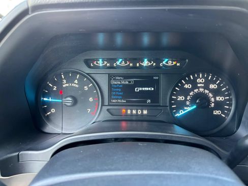 Used 2019 Ford F150 XL w/ Equipment Group 101A Mid RWD image 3