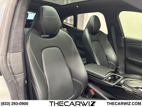 Used 2021 Aston Martin DBX AWD/4WD image 92