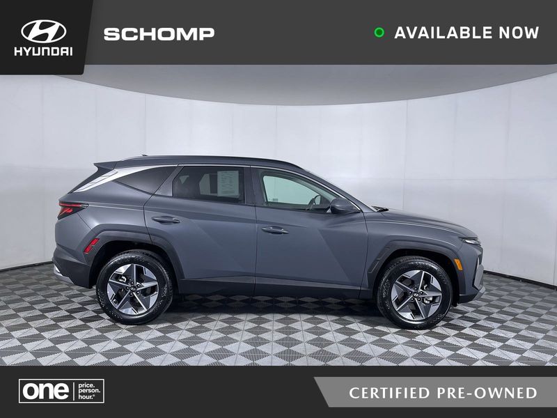 Certified 2025 Hyundai Tucson SEL image 1