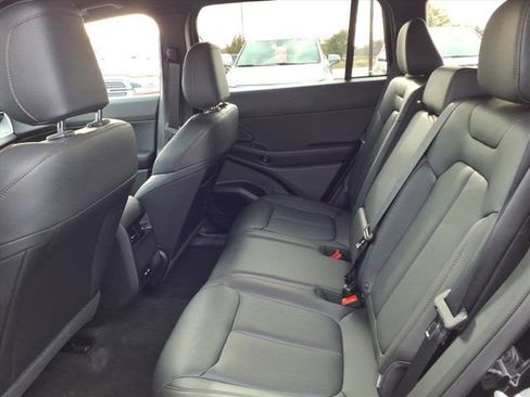 New 2026 Jeep Cherokee Limited image 15