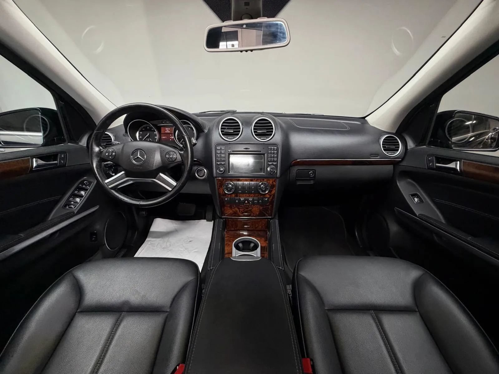 Used 2012 Mercedes-Benz GL 450 4MATIC w/ Premium 1 Pkg image 24