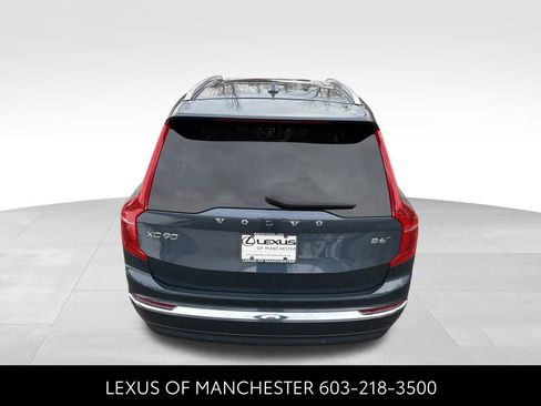 Used 2023 Volvo XC90 B6 Plus image 5