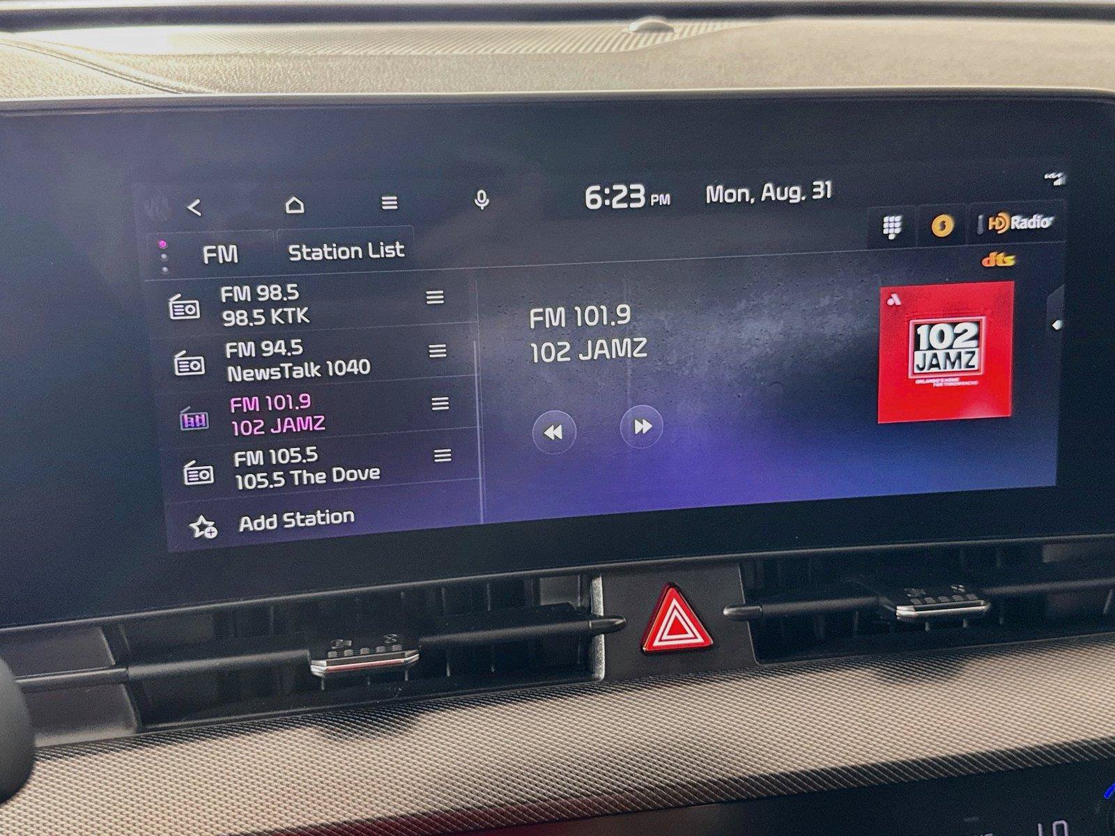 Used 2025 Kia Sportage SX FWD image 16