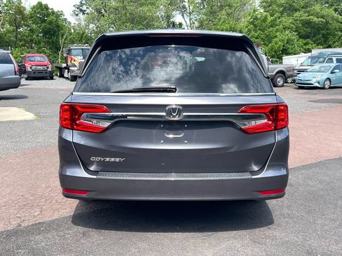 Used 2018 Honda Odyssey EX image 4