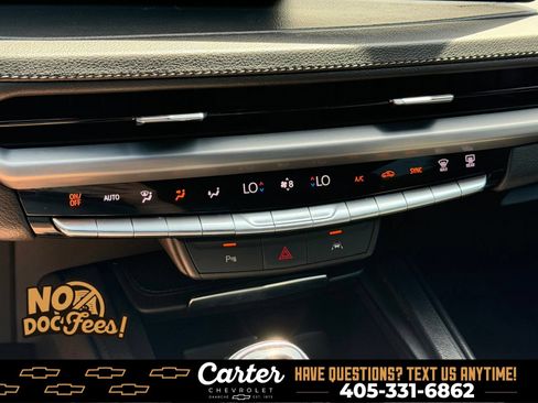Used 2024 Cadillac XT4 Premium Luxury FWD image 17