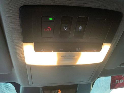 Certified 2023 Nissan Rogue SL image 20