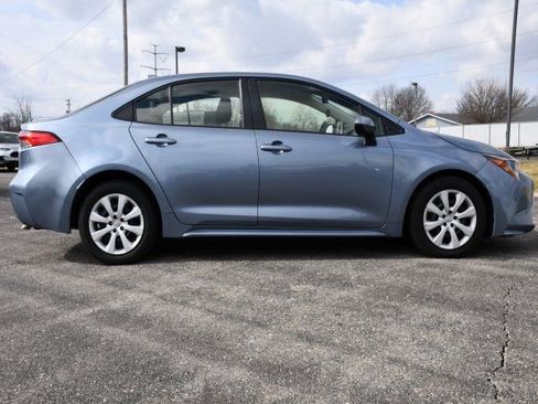 Used 2020 Toyota Corolla LE image 8