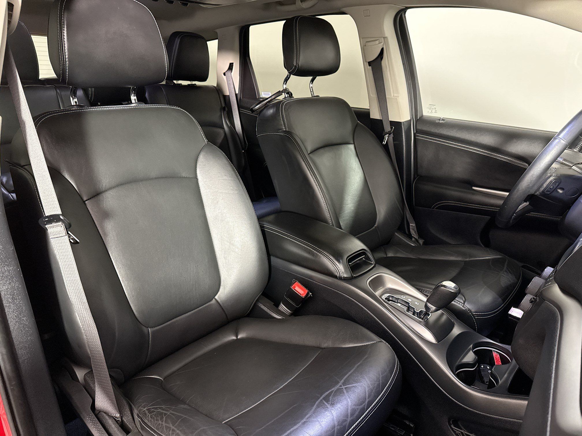 Used 2018 Dodge Journey Crossroad w/ Nav & Sun Group AWD/4WD image 36