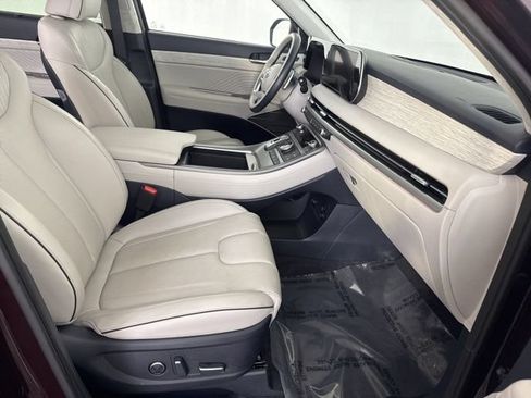Certified 2024 Hyundai Palisade Calligraphy AWD/4WD image 28