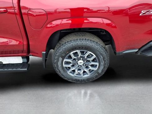 Used 2026 Chevrolet Colorado Z71 w/ Technology Package AWD/4WD image 21