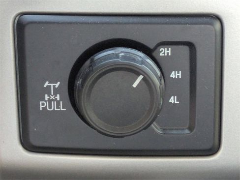 Used 2021 Ford F350 Lariat image 17