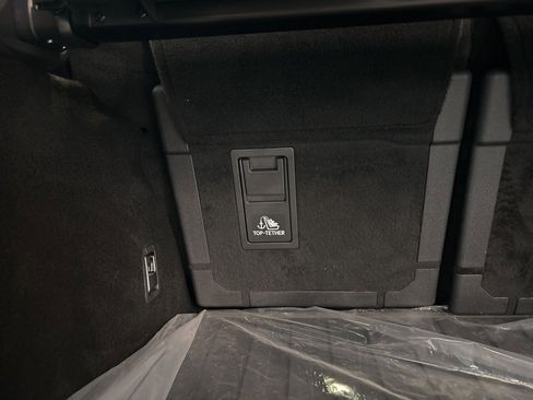 New 2025 Toyota Crown Signia Limited w/ Advanced Technology Package image 7