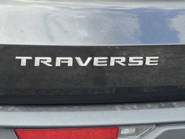 New 2027 Chevrolet Traverse LT w/ Driver Confidence Package FWD image 7