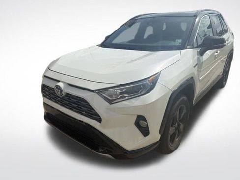 Used 2021 Toyota RAV4 XSE image 4