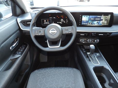 New 2026 Nissan Kicks SV w/ Illumination Package image 16