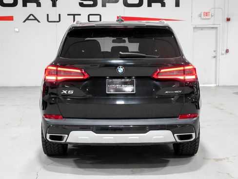 Used 2019 BMW X5 xDrive40i w/ Premium Package 2 AWD/4WD image 4