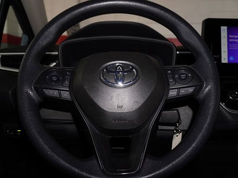 Certified 2025 Toyota Corolla LE image 19