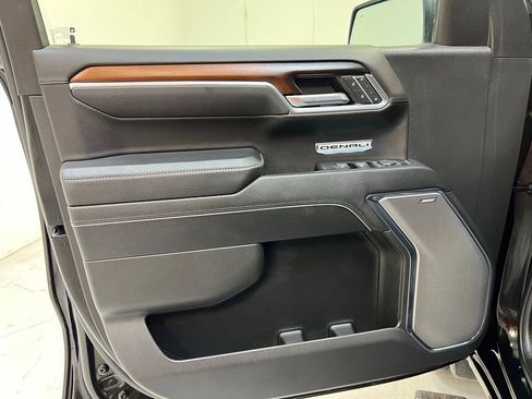 Used 2024 GMC Sierra 1500 Denali image 14