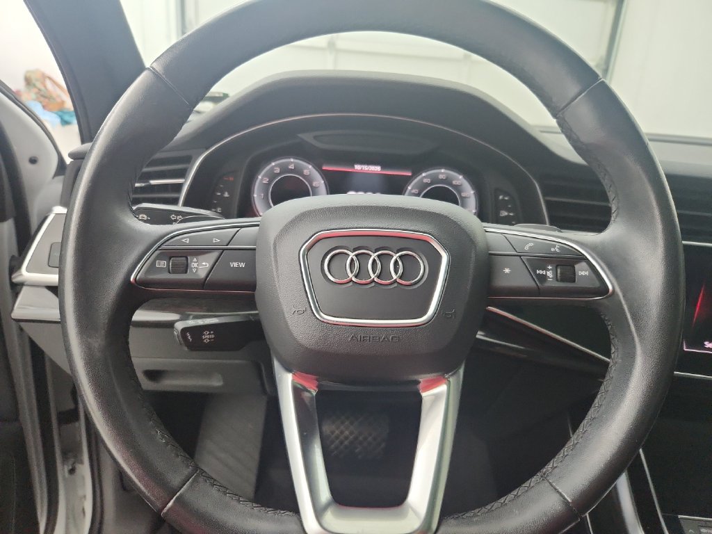 Used 2021 Audi Q7 2.0T Premium w/ Convenience Package AWD/4WD image 24