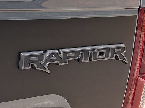Used 2018 Ford F150 Raptor w/ Equipment Group 802A Luxury AWD/4WD image 32