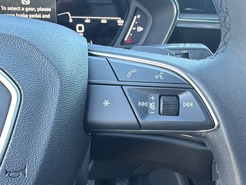 Used 2025 Audi Q3 2.0T Premium Plus image 24