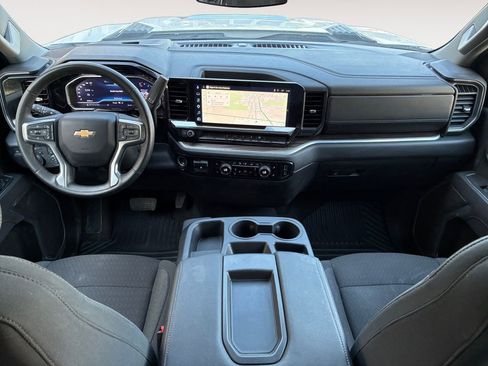 Used 2025 Chevrolet Silverado 2500 LT w/ Convenience Package AWD/4WD image 10