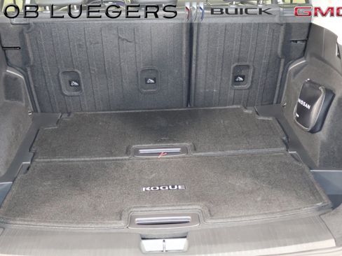 Used 2025 Nissan Rogue Platinum image 20