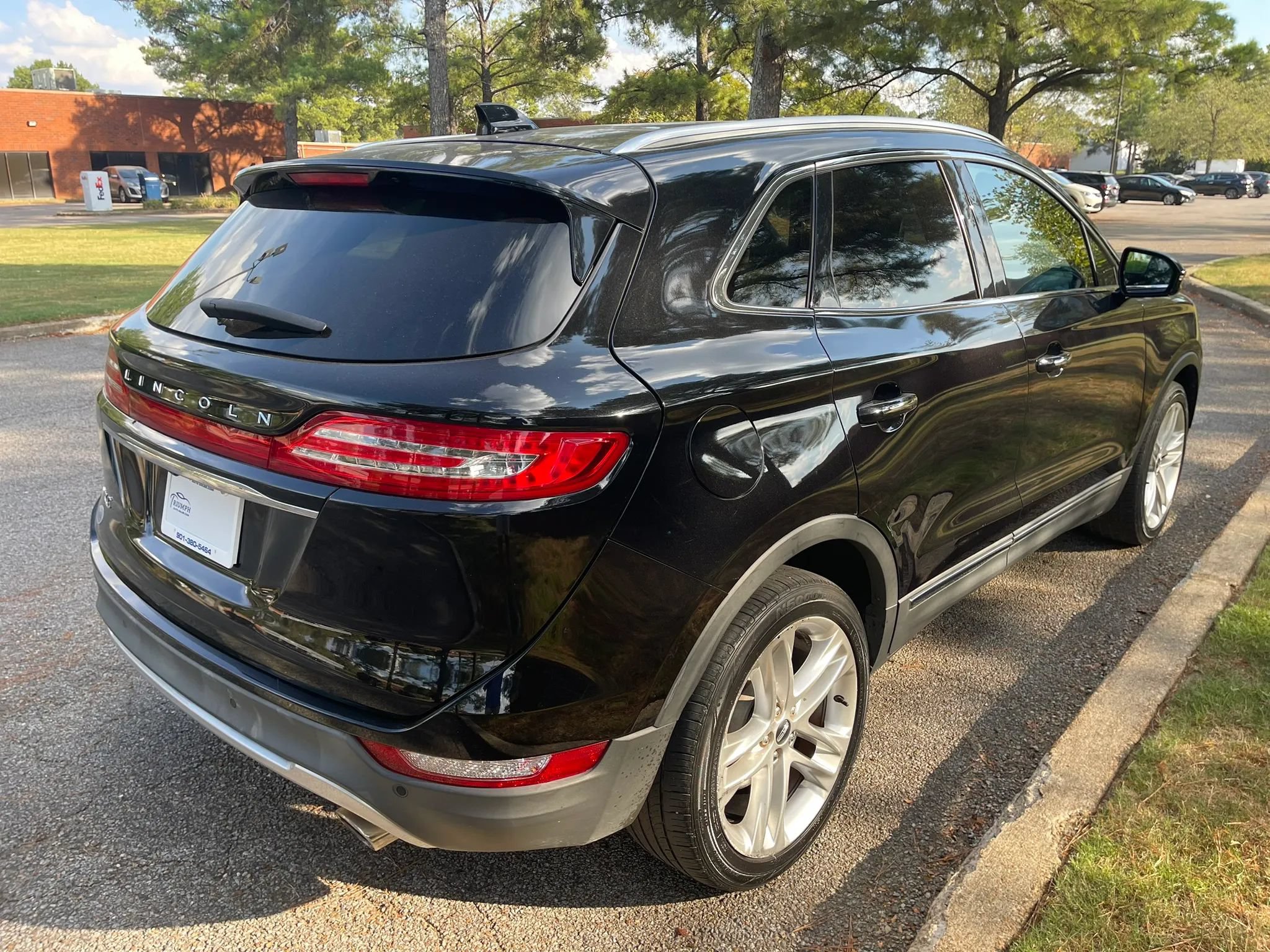 Used 2019 Lincoln MKC Reserve w/ MKC Climate Package AWD/4WD image 5