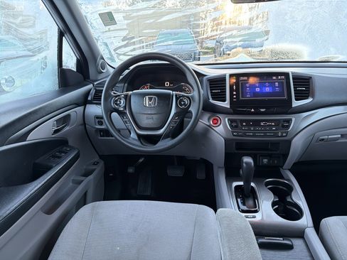 Used 2016 Honda Pilot EX image 24