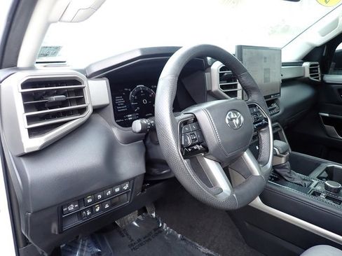 Used 2023 Toyota Tundra Limited image 16