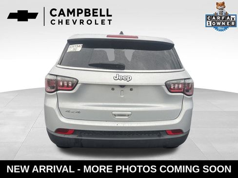 Used 2024 Jeep Compass Sport AWD/4WD image 4