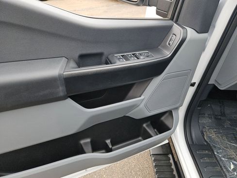 New 2025 Ford F250 XL image 9