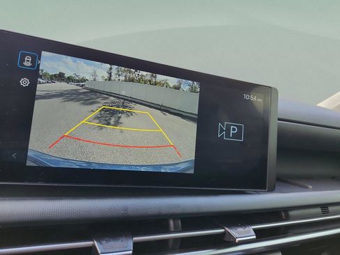 Used 2025 Hyundai Tucson SE image 24