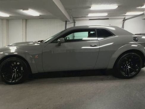 Used 2023 Dodge Challenger R/T Scat Pack RWD image 5