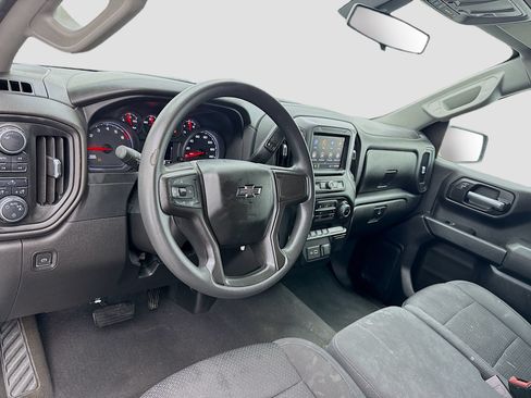 Used 2021 Chevrolet Silverado 1500 Custom Trail Boss AWD/4WD image 7