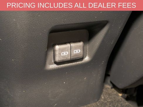 Used 2023 Toyota RAV4 XLE Premium FWD image 8