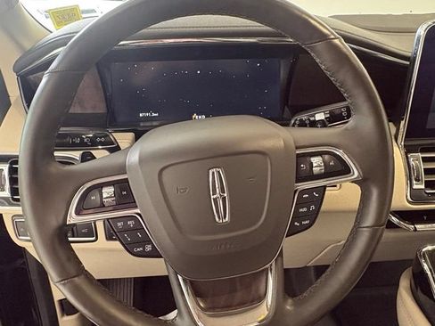 Used 2019 Lincoln Navigator Reserve w/ Cargo Package AWD/4WD image 21