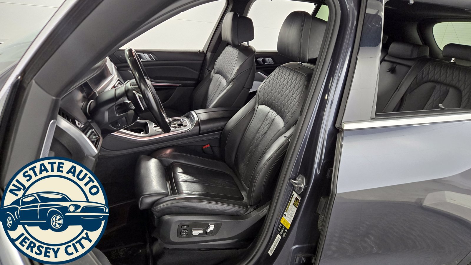 Used 2019 BMW X5 xDrive50i w/ Off-Road Package AWD/4WD image 34