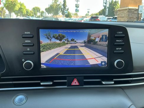 Used 2021 Hyundai Elantra SEL w/ Cargo Package FWD image 24