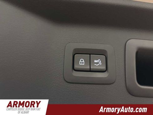 Used 2024 MAZDA CX-90 3.3 Turbo S w/ Premium Plus image 31