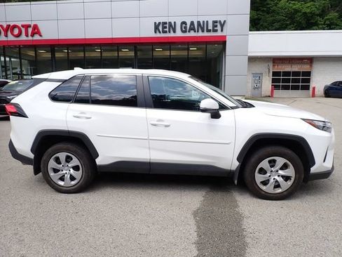 Certified 2024 Toyota RAV4 LE AWD/4WD image 2