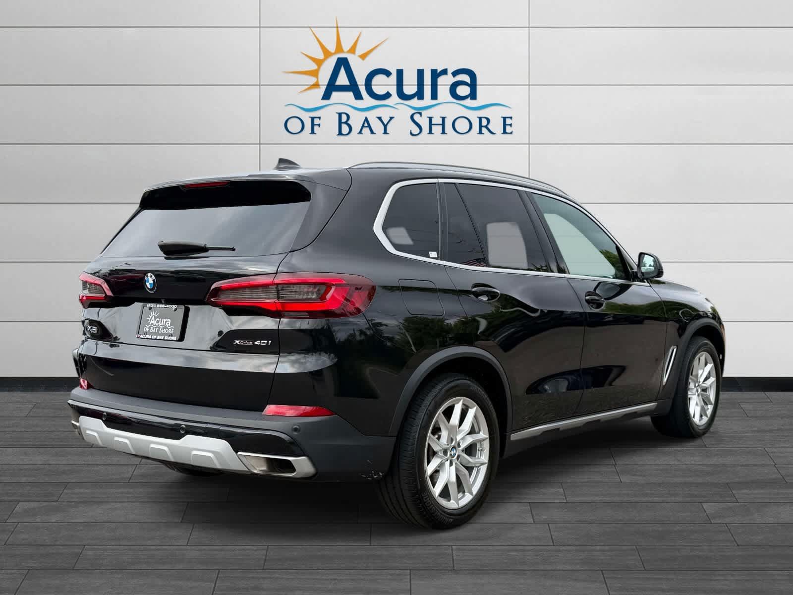 Used 2023 BMW X5 xDrive40i w/ Premium Package AWD/4WD image 6