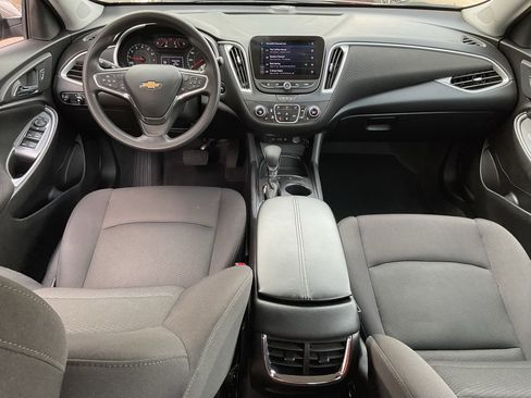 Used 2024 Chevrolet Malibu LT image 19