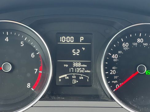 Used 2017 Volkswagen Jetta S image 20