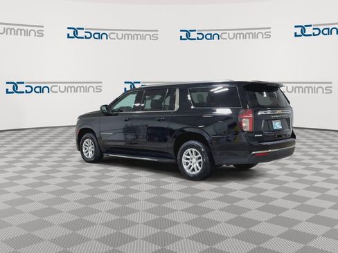 Used 2024 Chevrolet Suburban LT AWD/4WD image 6