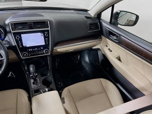 Used 2019 Subaru Outback 2.5i Limited AWD/4WD image 22